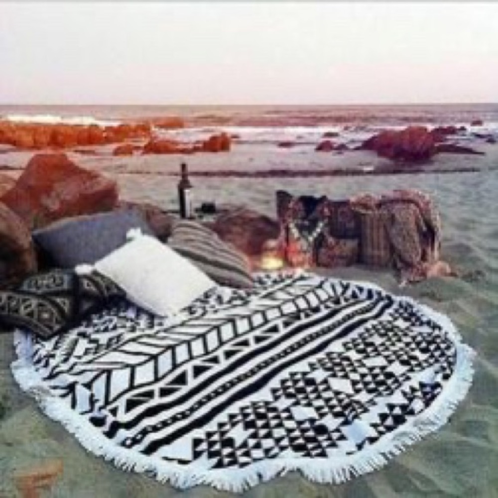 DSW Beach Blanket